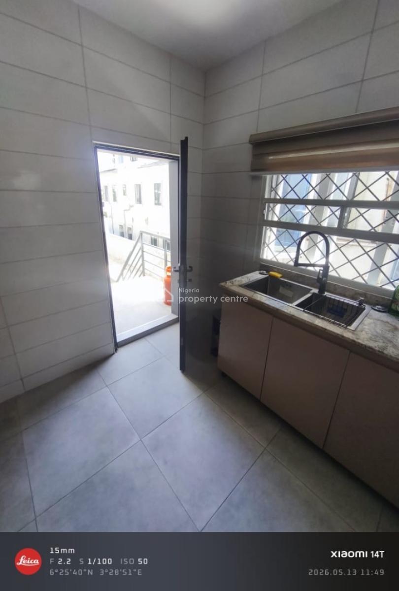 Luxury 5-bedroom Terrace, Edgewater Estate, Lekki Phase 1 (right Side), Lekki Phase 1, Lekki, Lagos, Semi-detached Duplex for Sale