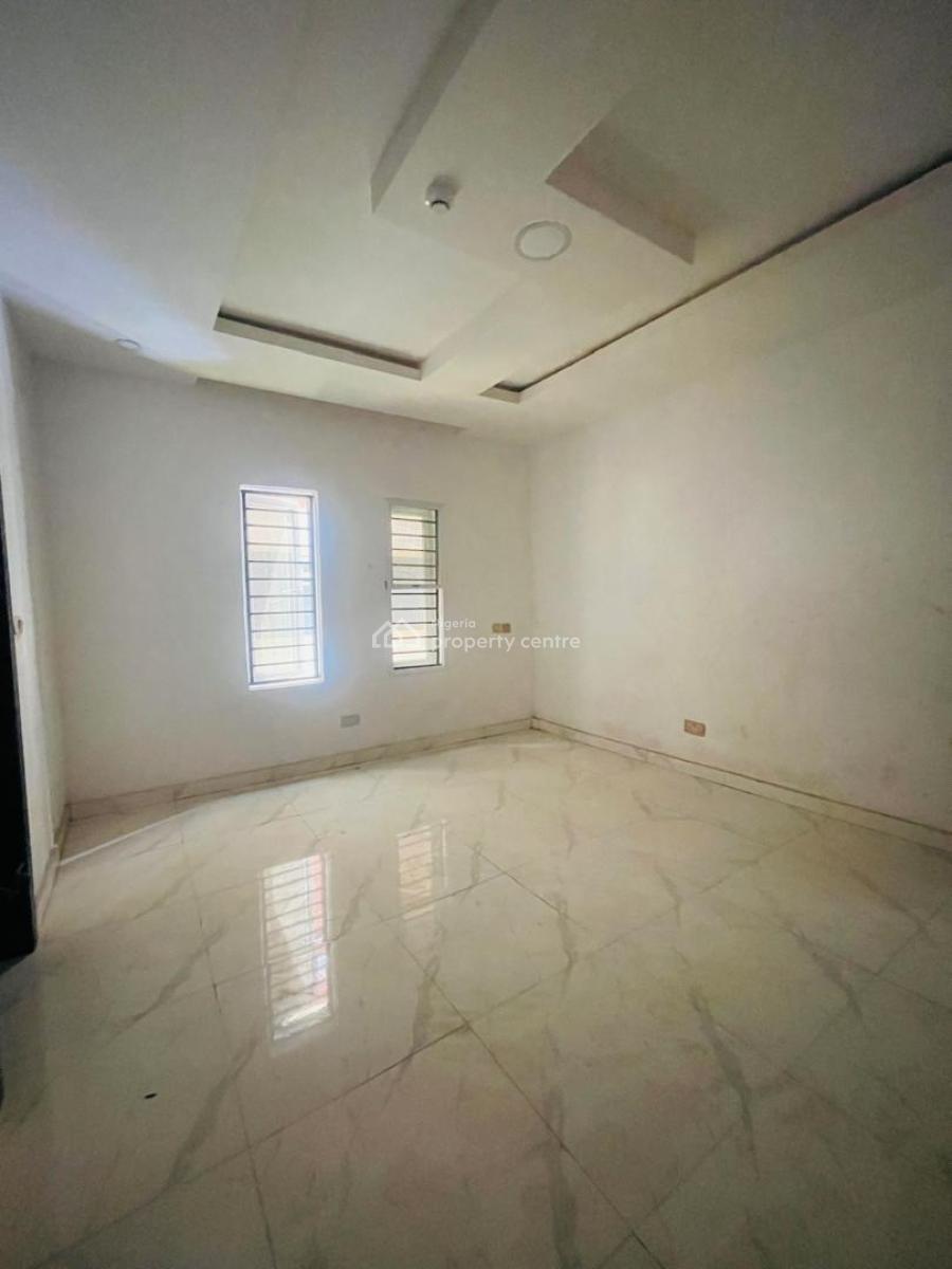 Luxury 2bedroom Apartment, Babalola Gradens, Lauren Ashley Court, Lekki Phase 1, Lekki, Lagos, Flat / Apartment for Sale
