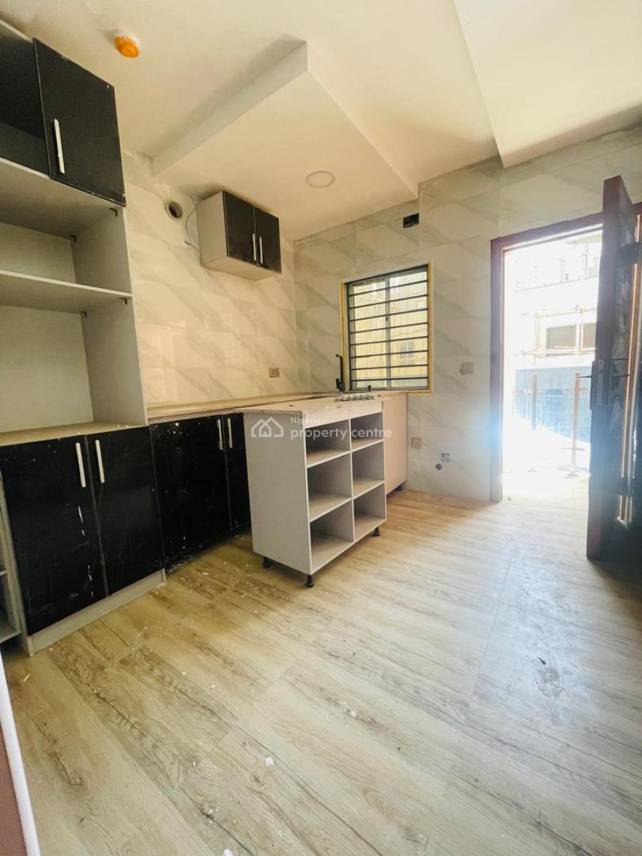 Luxury 2bedroom Apartment, Babalola Gradens, Lauren Ashley Court, Lekki Phase 1, Lekki, Lagos, Flat / Apartment for Sale