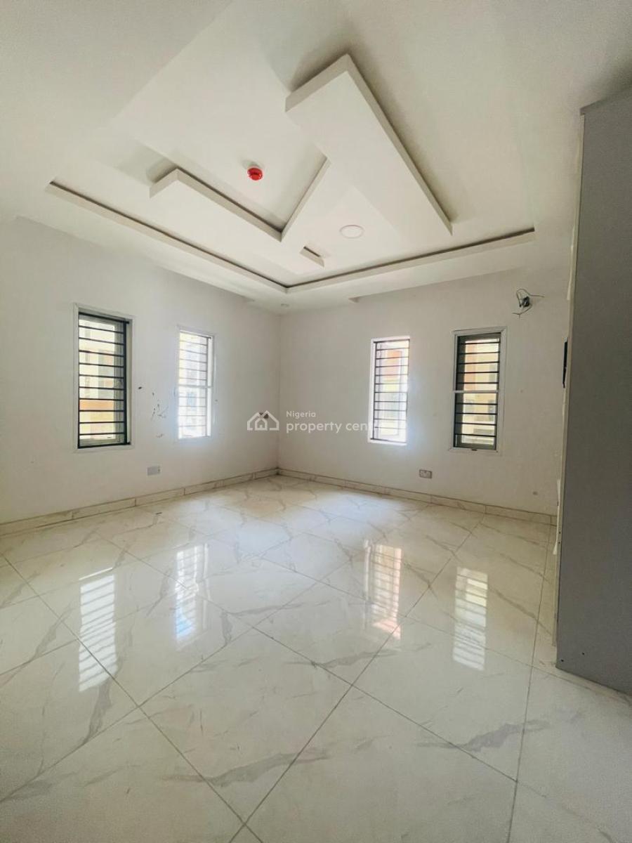 Luxury 2bedroom Apartment, Babalola Gradens, Lauren Ashley Court, Lekki Phase 1, Lekki, Lagos, Flat / Apartment for Sale