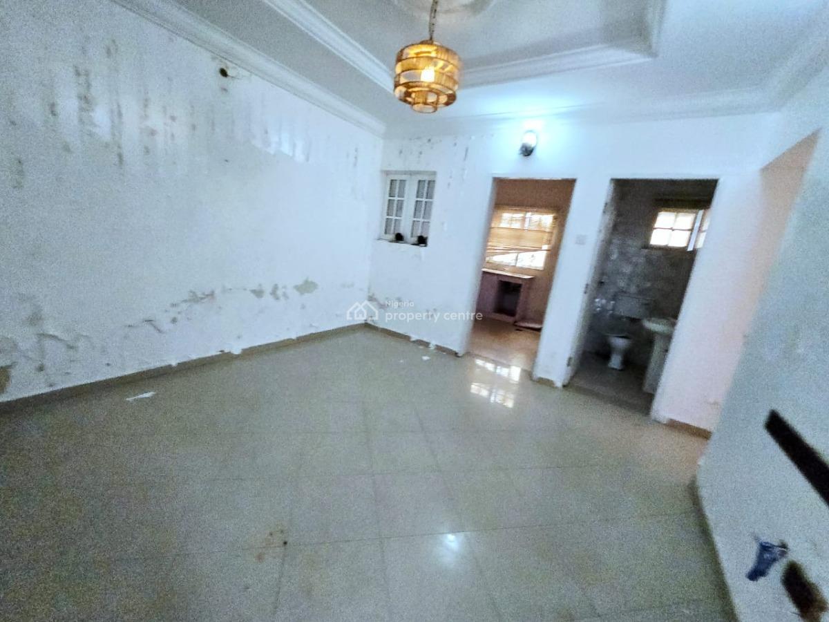 2 Bedroom Bungalow, Lekki Phase 1, Lekki, Lagos, Detached Bungalow for Rent