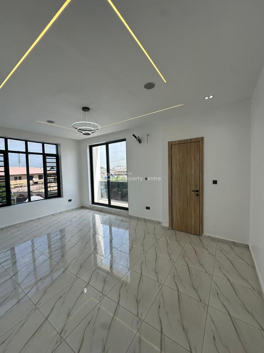 Spacious 2bedroom Flat  with Gym, Alpha Beach New Road , Opposite Chevron, Lekki Lagos, Lekki, Lagos, Flat / Apartment for Sale