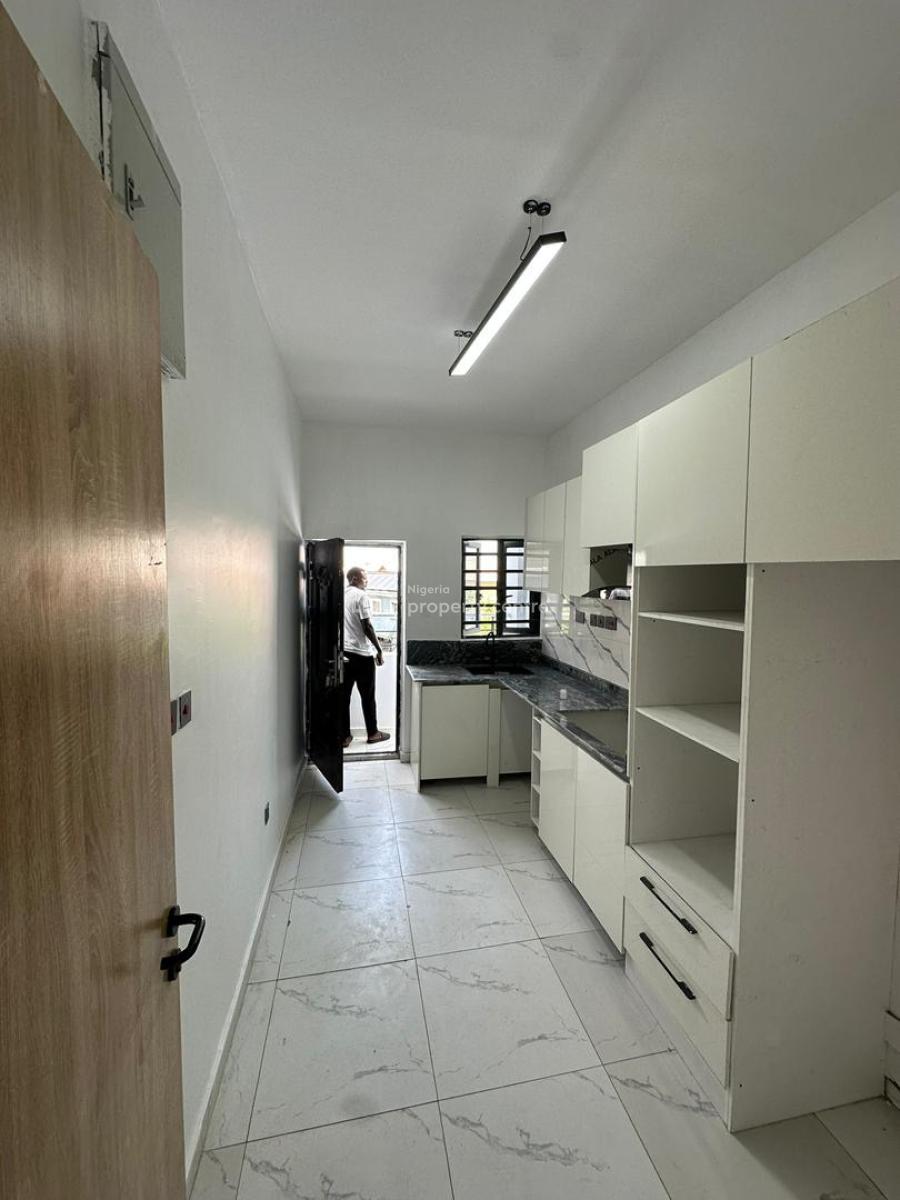 Spacious 2bedroom Flat  with Gym, Alpha Beach New Road , Opposite Chevron, Lekki Lagos, Lekki, Lagos, Flat / Apartment for Sale