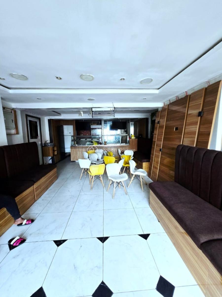 Lovely Shop Space on Size 60sqm, Lekki Phase 1, Lekki, Lagos, Shop for Rent