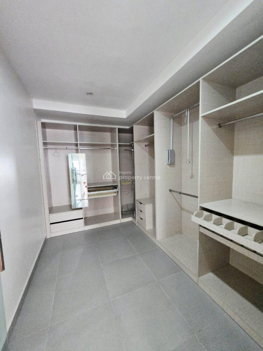 Well Maintained 4 Bedroom Office Space Duplex, Lekki Phase 1, Lekki, Lagos, Office Space for Rent
