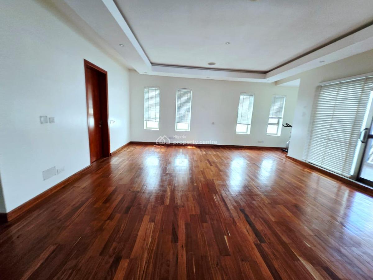 Well Maintained 4 Bedroom Office Space Duplex, Lekki Phase 1, Lekki, Lagos, Office Space for Rent