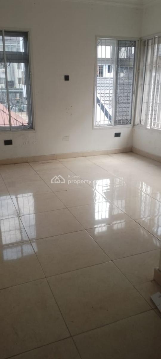 3 Bedrooms Semi Detached Duplex with a Bq and Milkano Generator, Lekki Phase 1, Lekki, Lagos, Semi-detached Duplex for Rent