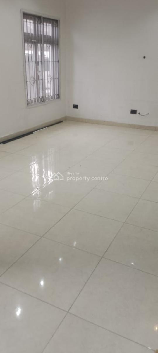 3 Bedrooms Semi Detached Duplex with a Bq and Milkano Generator, Lekki Phase 1, Lekki, Lagos, Semi-detached Duplex for Rent