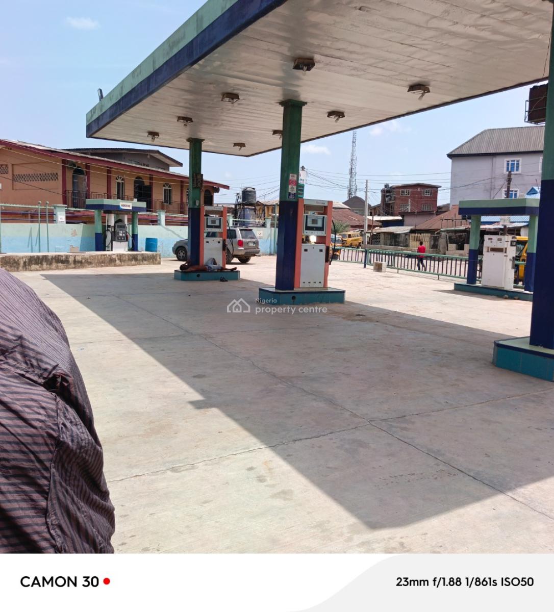 Investors Delight 6 Pump Filling Station, Itire Rd, Mushin, Lagos, Commercial Property for Sale