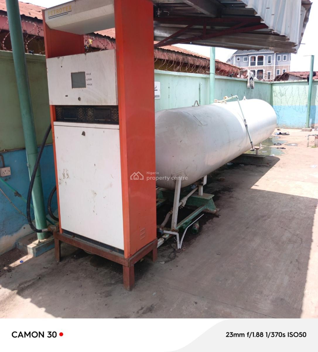 Investors Delight 6 Pump Filling Station, Itire Rd, Mushin, Lagos, Commercial Property for Sale