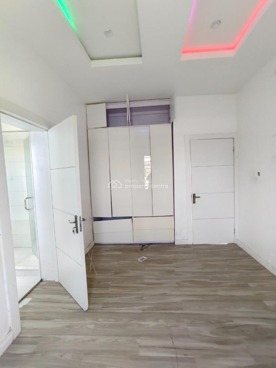Luxury 2 Bedroom Apartment, Ogombo Road Off Abraham Adesanya, Ajah, Lagos, Flat / Apartment for Rent