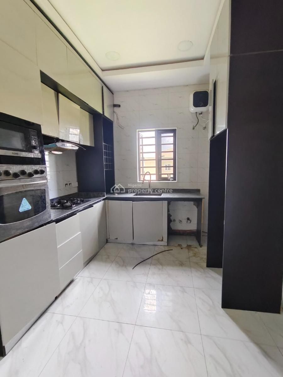 Luxury 2 Bedroom Apartment, Ogombo Road Off Abraham Adesanya, Ajah, Lagos, Flat / Apartment for Rent