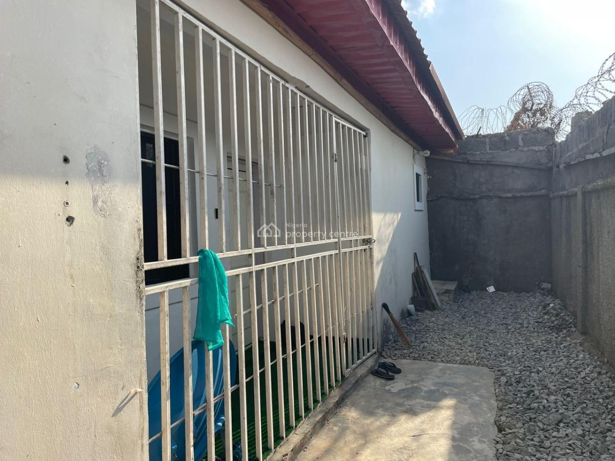 Specious 4 Bedrooms Semi Detached Duplex with 1 Bedroom Bq., 1st Avenue, Gwarinpa, Abuja, Semi-detached Duplex for Sale