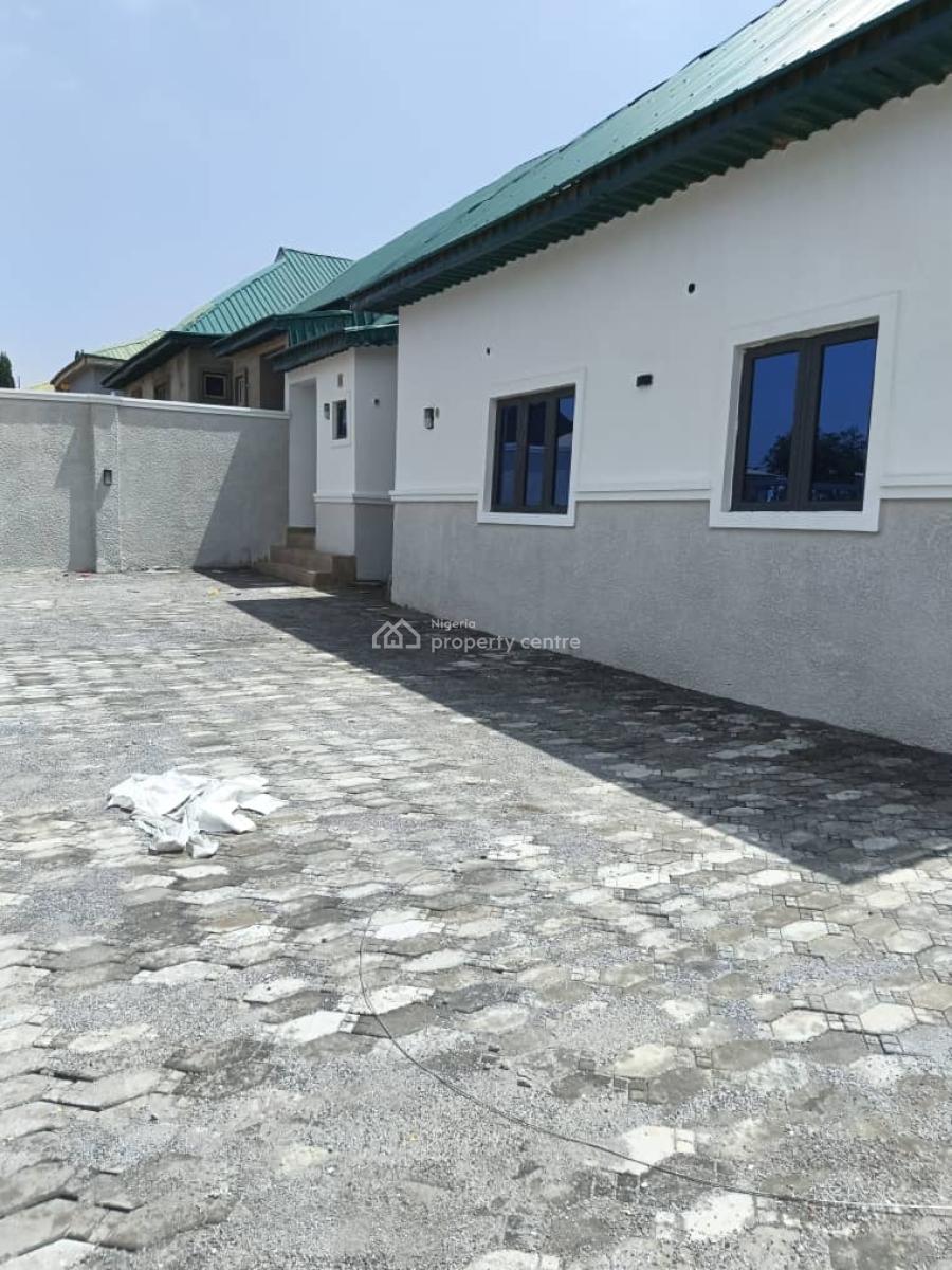 a Newly Built Modern 2 Bedroom Detached Bungalow with Attached Bq, Opposite Sunnyvale Estate, Dakwo, Abuja, Detached Duplex for Rent