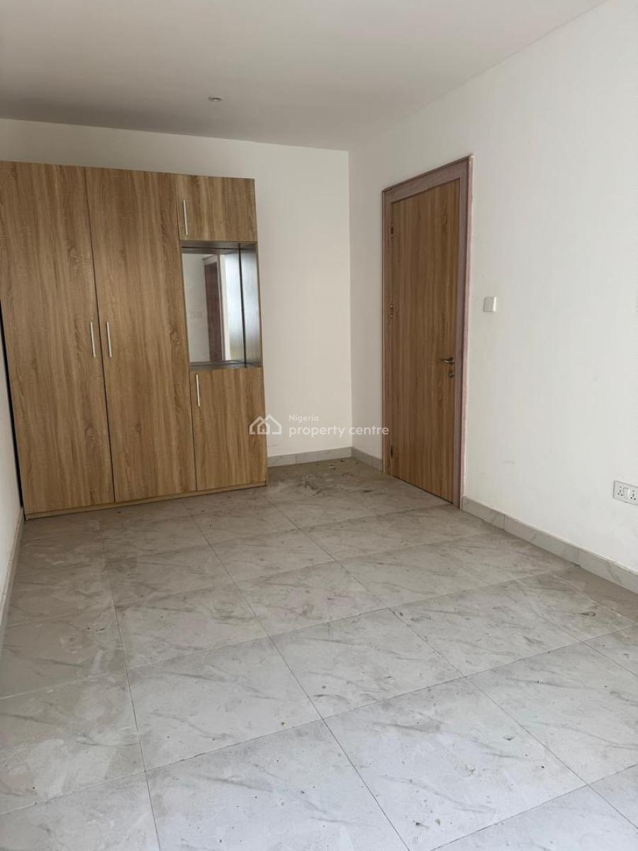 Spacious Two Bedroom Apartment, Ikate Elegushi, Lekki, Lagos, Flat / Apartment for Rent