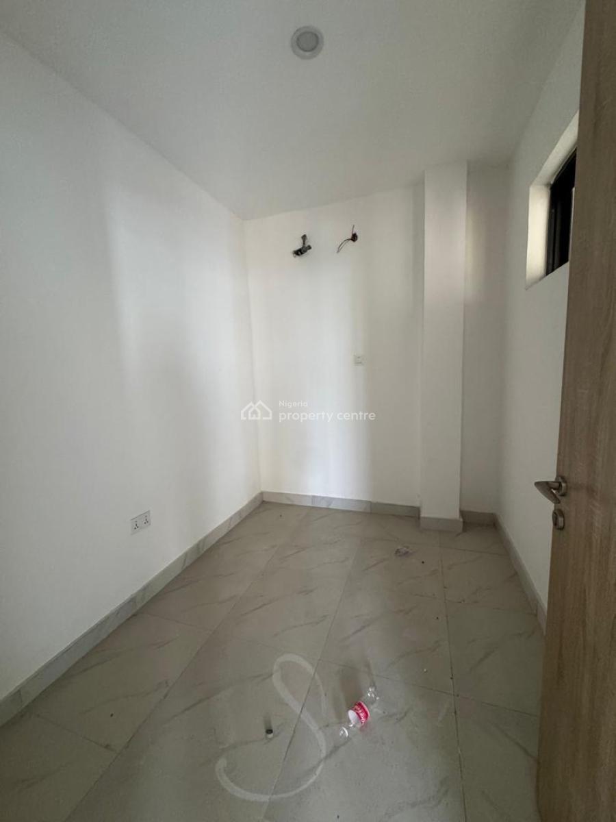 Spacious Two Bedroom Apartment, Ikate Elegushi, Lekki, Lagos, Flat / Apartment for Rent