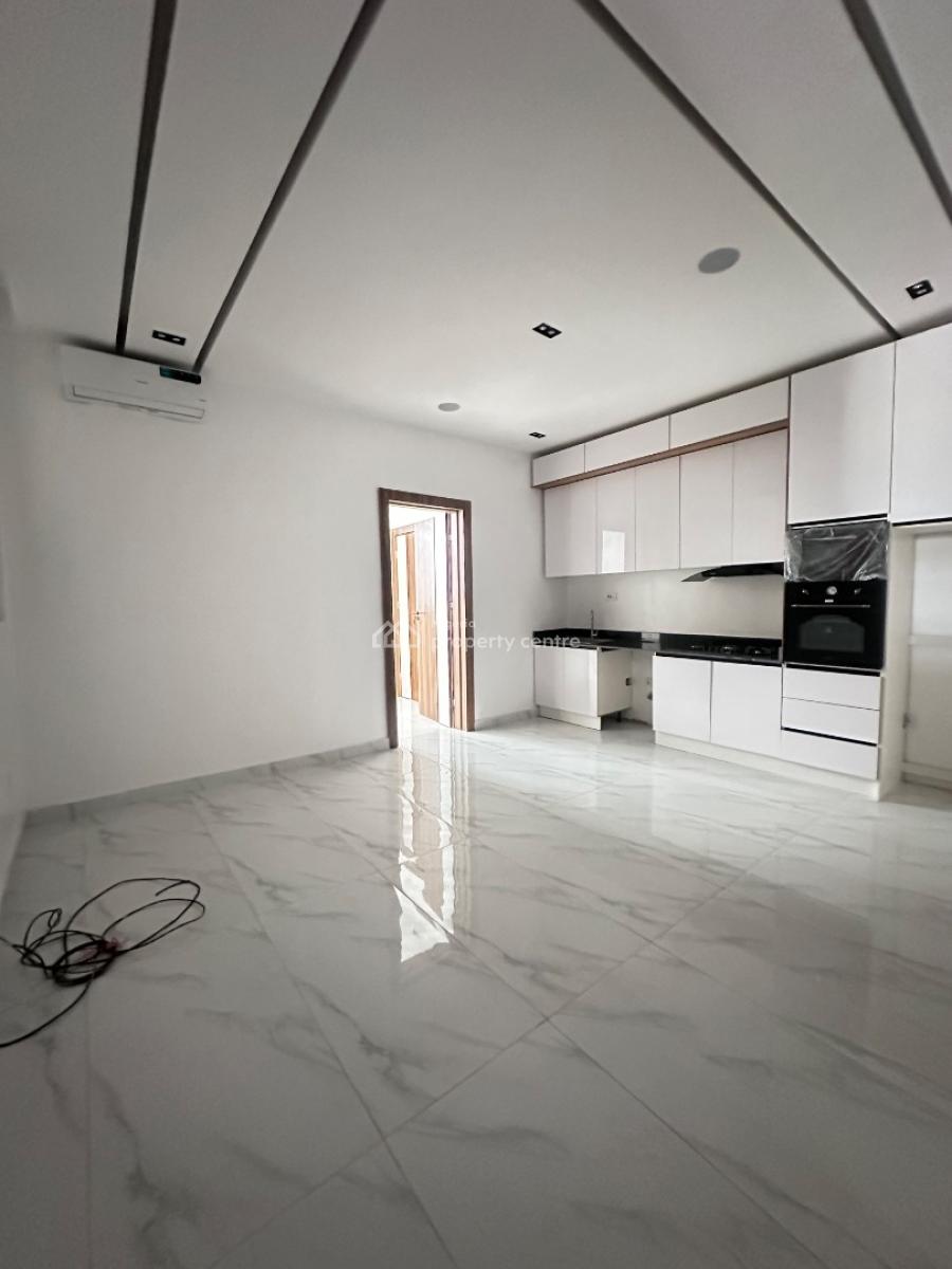 Beautiful 1 Bedroom Apartment with Pool and Gym, Lekki Right, Lekki Phase 1, Lekki, Lagos, Flat / Apartment for Sale