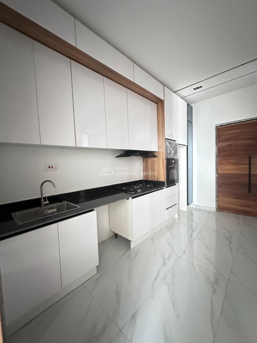 Beautiful 1 Bedroom Apartment with Pool and Gym, Lekki Right, Lekki Phase 1, Lekki, Lagos, Flat / Apartment for Sale