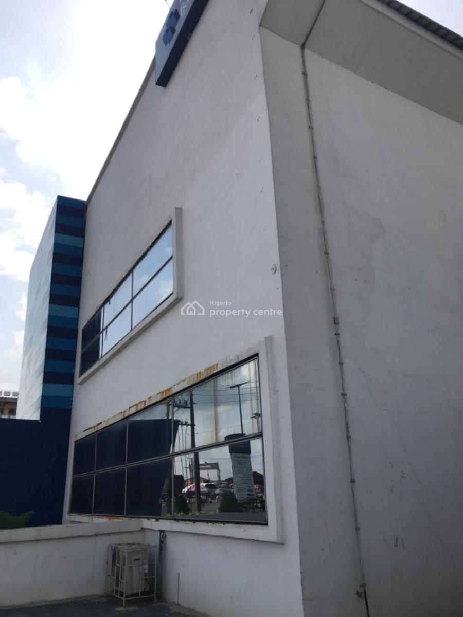 Spacious Office Space, Kosofe Bus Stop, Ketu, Ikorodu Road, Lagos, Ketu, Lagos, Office Space for Rent