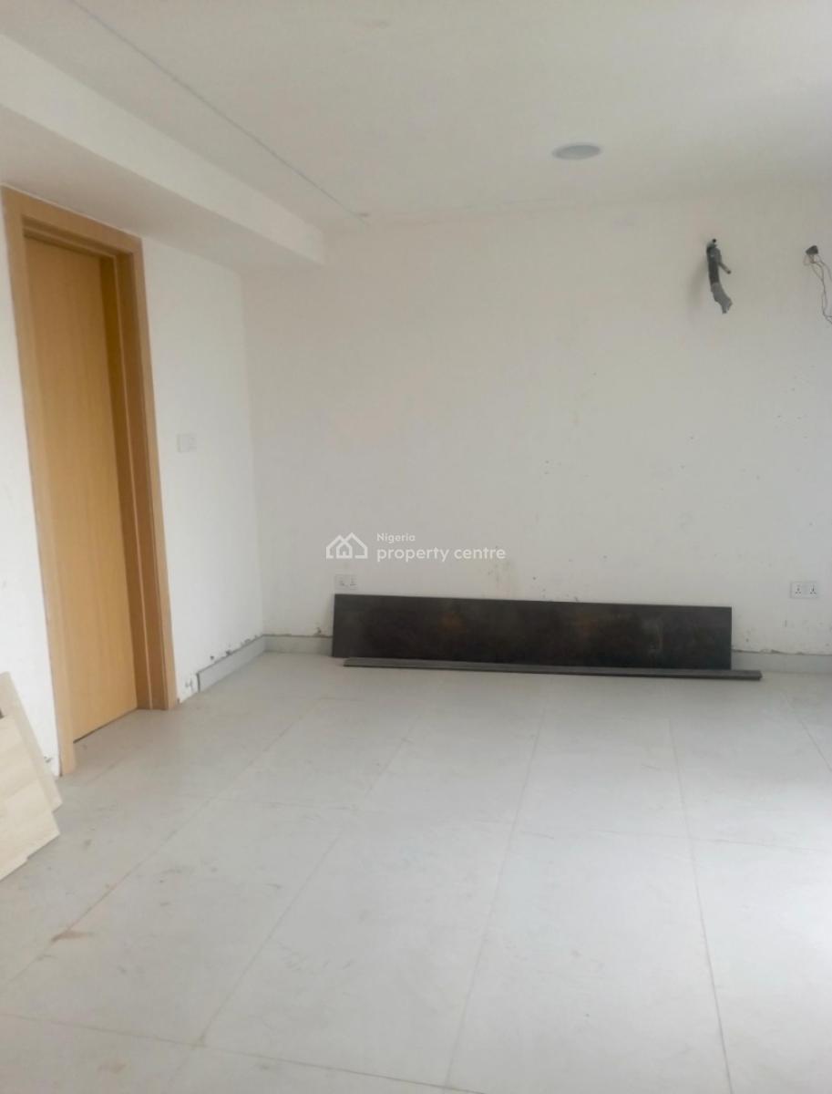 Elegant Newly Built 2 Bedroom Maisonette in a Secure Estate, Lekki Phase 1, Lekki, Lagos, Flat / Apartment for Sale