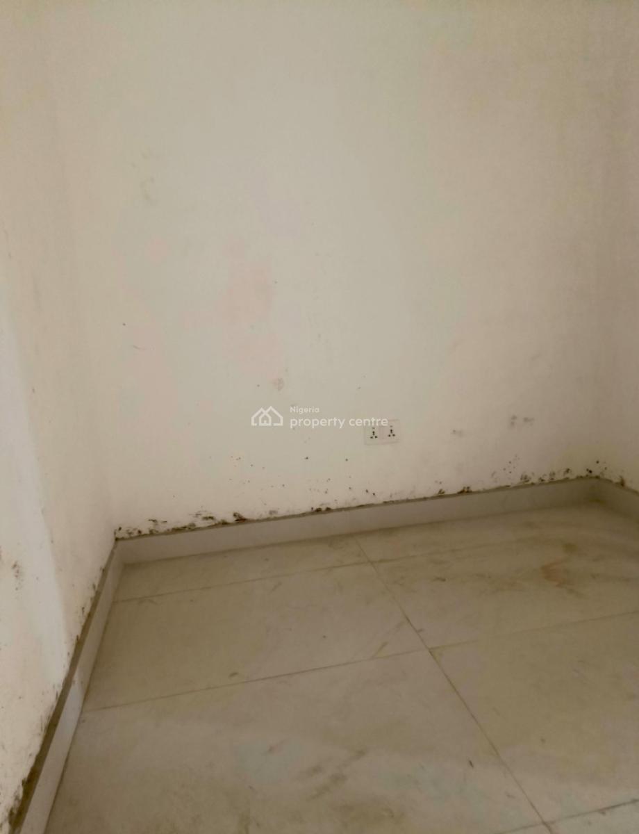Elegant Newly Built 2 Bedroom Maisonette in a Secure Estate, Lekki Phase 1, Lekki, Lagos, Flat / Apartment for Sale