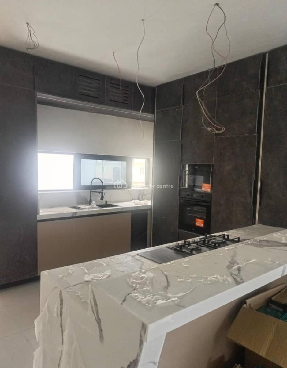 Elegant Newly Built 2 Bedroom Maisonette in a Secure Estate, Lekki Phase 1, Lekki, Lagos, Flat / Apartment for Sale