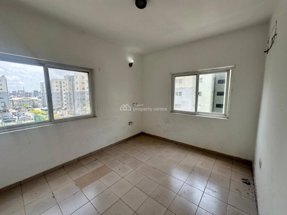 3 Bedroom Apartment with Bq on The 4th Floor, Primewaterview Garden Estate, Off Freedom Way, Lekki Phase 1, Lekki, Lagos, Flat / Apartment for Sale