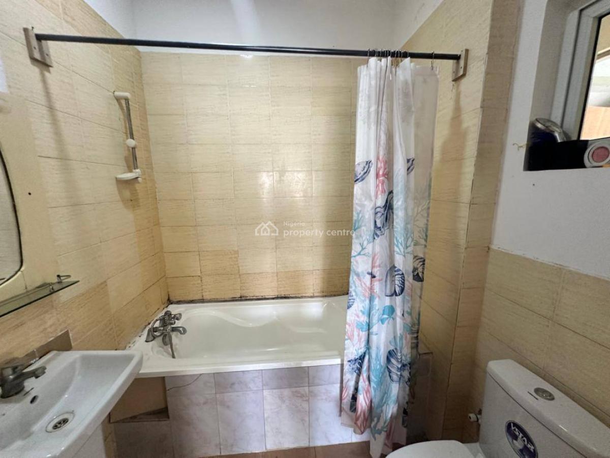 3 Bedroom Apartment with Bq on The 4th Floor, Primewaterview Garden Estate, Off Freedom Way, Lekki Phase 1, Lekki, Lagos, Flat / Apartment for Sale
