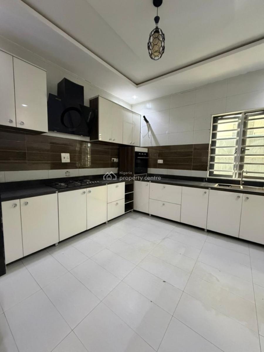 5-bed Semi Detached with Bq, Lekki Phase 1, Lekki, Lagos, Semi-detached Duplex for Rent