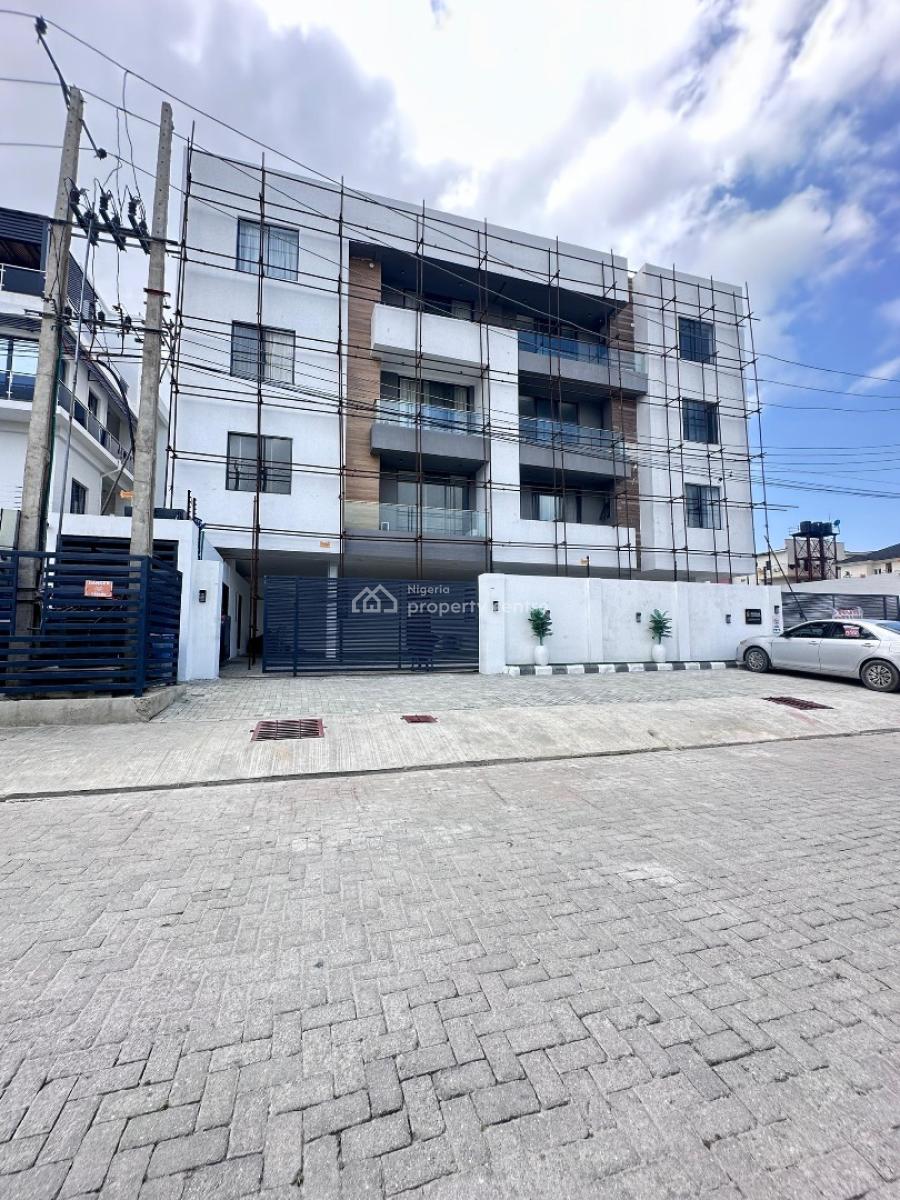 Neatly Finished 1bedroom Apartment with Pool ,gym&elevator I, Lekki Phase One ,lekki ,lagos ,nigeria, Lekki Phase 1, Lekki, Lagos, Mini Flat (room and Parlour) for Sale