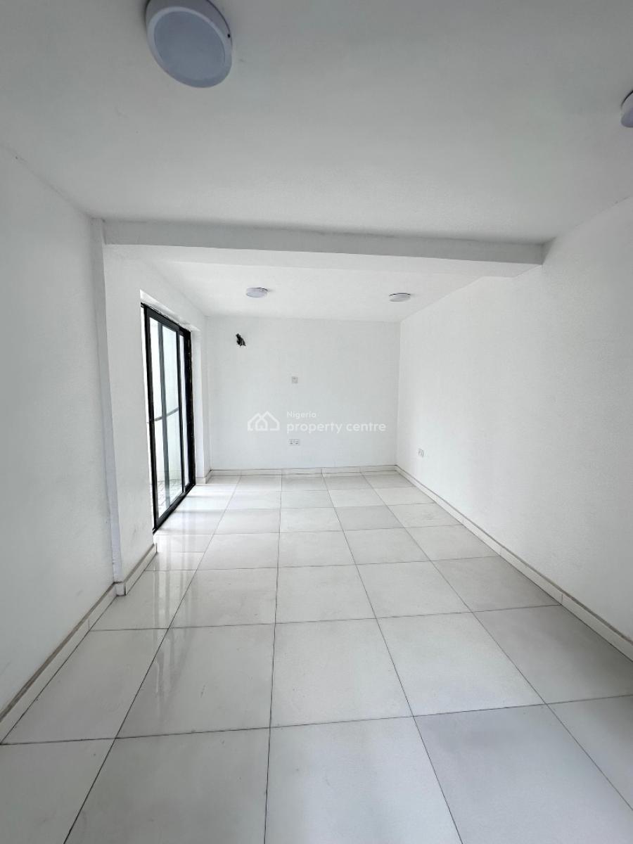 Neatly Finished 1bedroom Apartment with Pool ,gym&elevator I, Lekki Phase One ,lekki ,lagos ,nigeria, Lekki Phase 1, Lekki, Lagos, Mini Flat (room and Parlour) for Sale