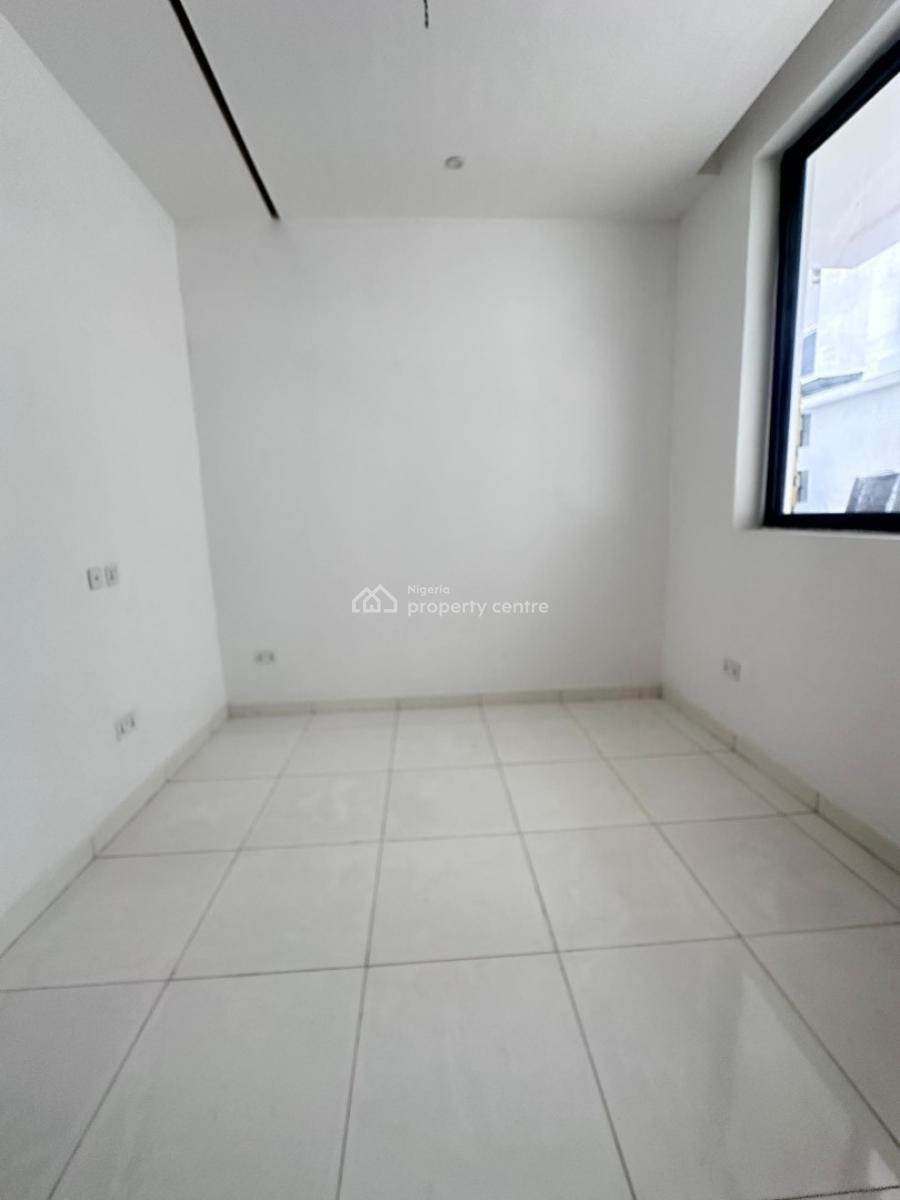 Neatly Finished 1bedroom Apartment with Pool ,gym&elevator I, Lekki Phase One ,lekki ,lagos ,nigeria, Lekki Phase 1, Lekki, Lagos, Mini Flat (room and Parlour) for Sale