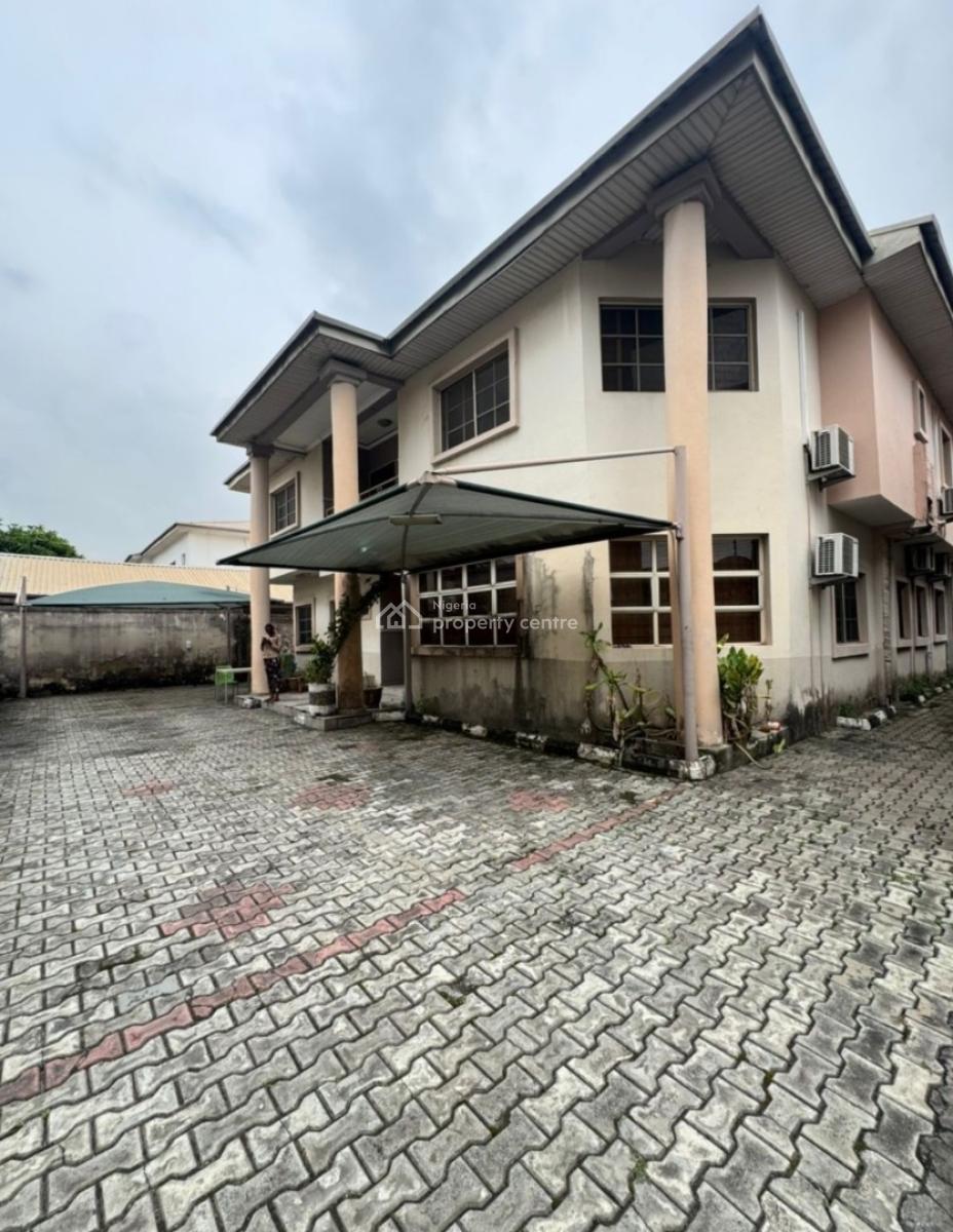 a Renovate Able House, Lekki Phase 1, Lekki, Lagos, Detached Duplex for Sale