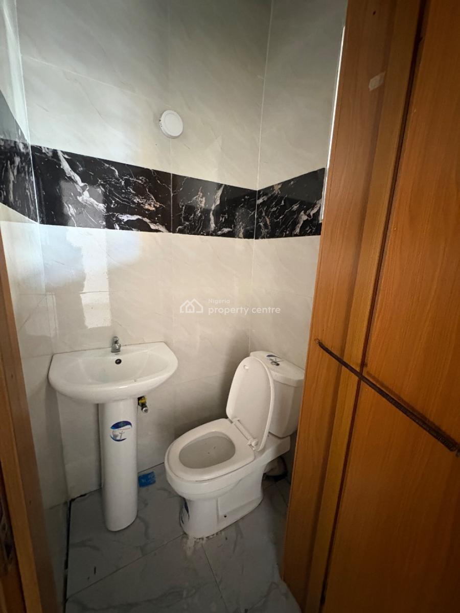 Luxury Spacious Mini Flat Downstairs in a Very Secured Court in Orchid, Before The Roundabout, Orchid, Lekki Phase 2, Lekki, Lagos, Mini Flat (room and Parlour) for Rent
