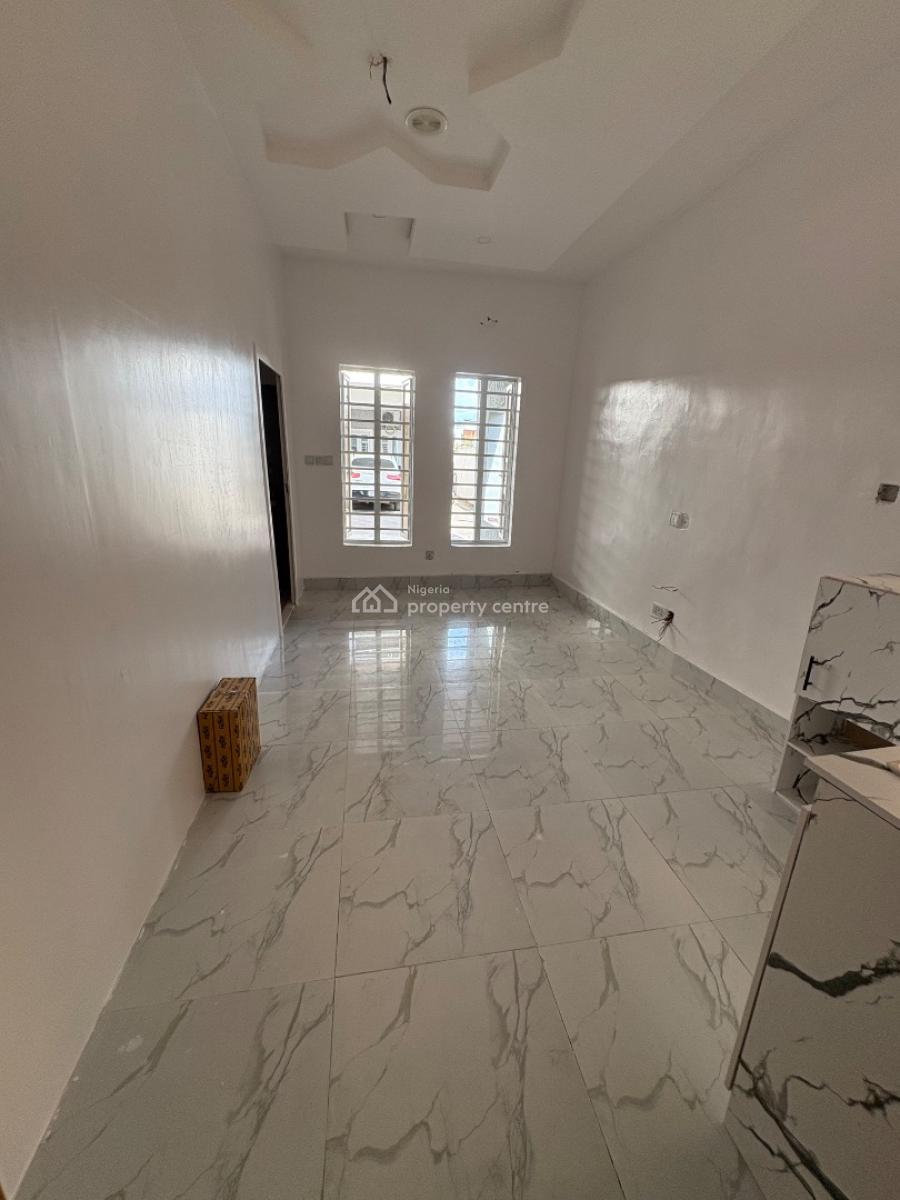 Luxury Spacious Mini Flat Downstairs in a Very Secured Court in Orchid, Before The Roundabout, Orchid, Lekki Phase 2, Lekki, Lagos, Mini Flat (room and Parlour) for Rent