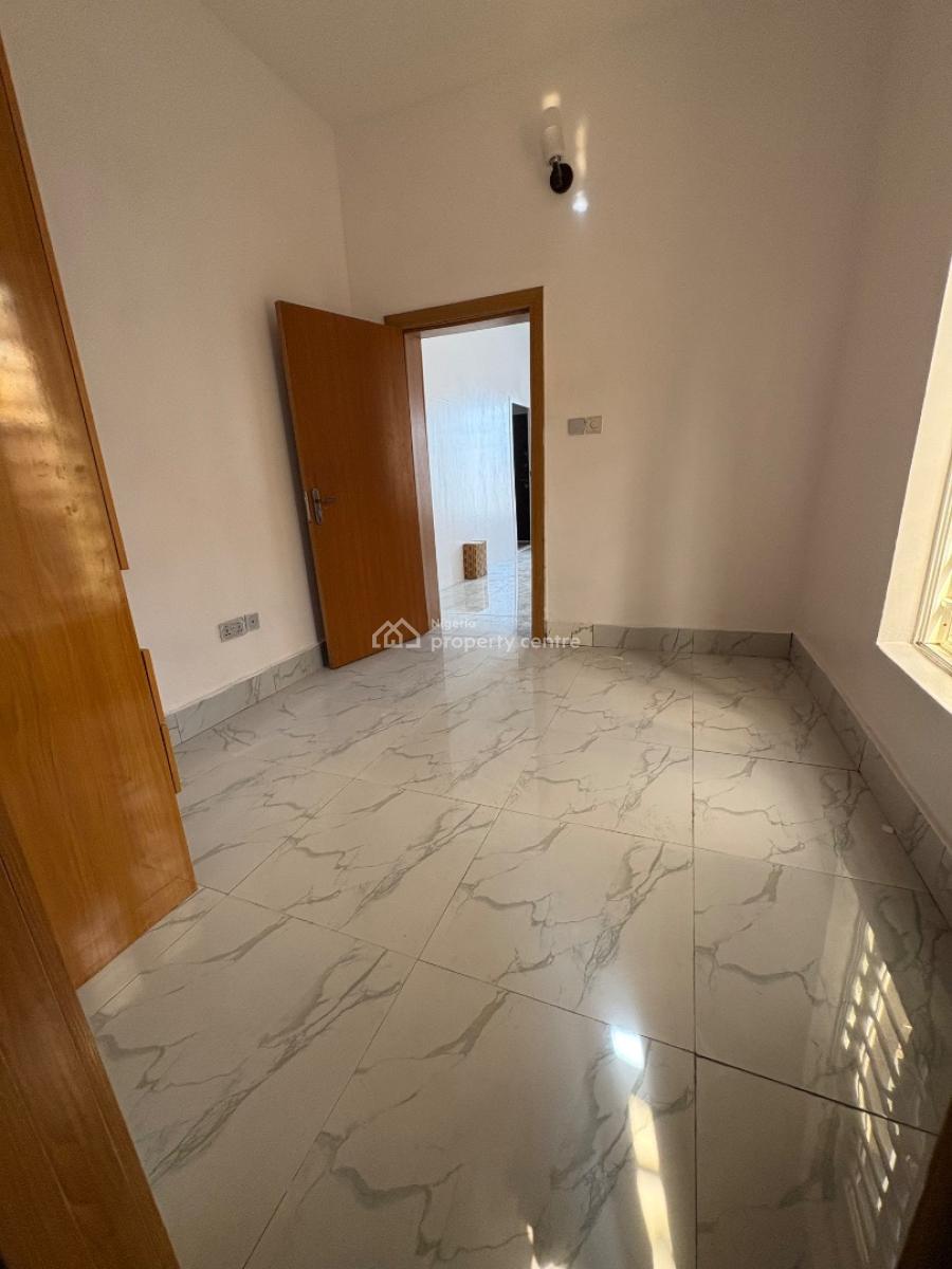 Luxury Spacious Mini Flat Downstairs in a Very Secured Court in Orchid, Before The Roundabout, Orchid, Lekki Phase 2, Lekki, Lagos, Mini Flat (room and Parlour) for Rent