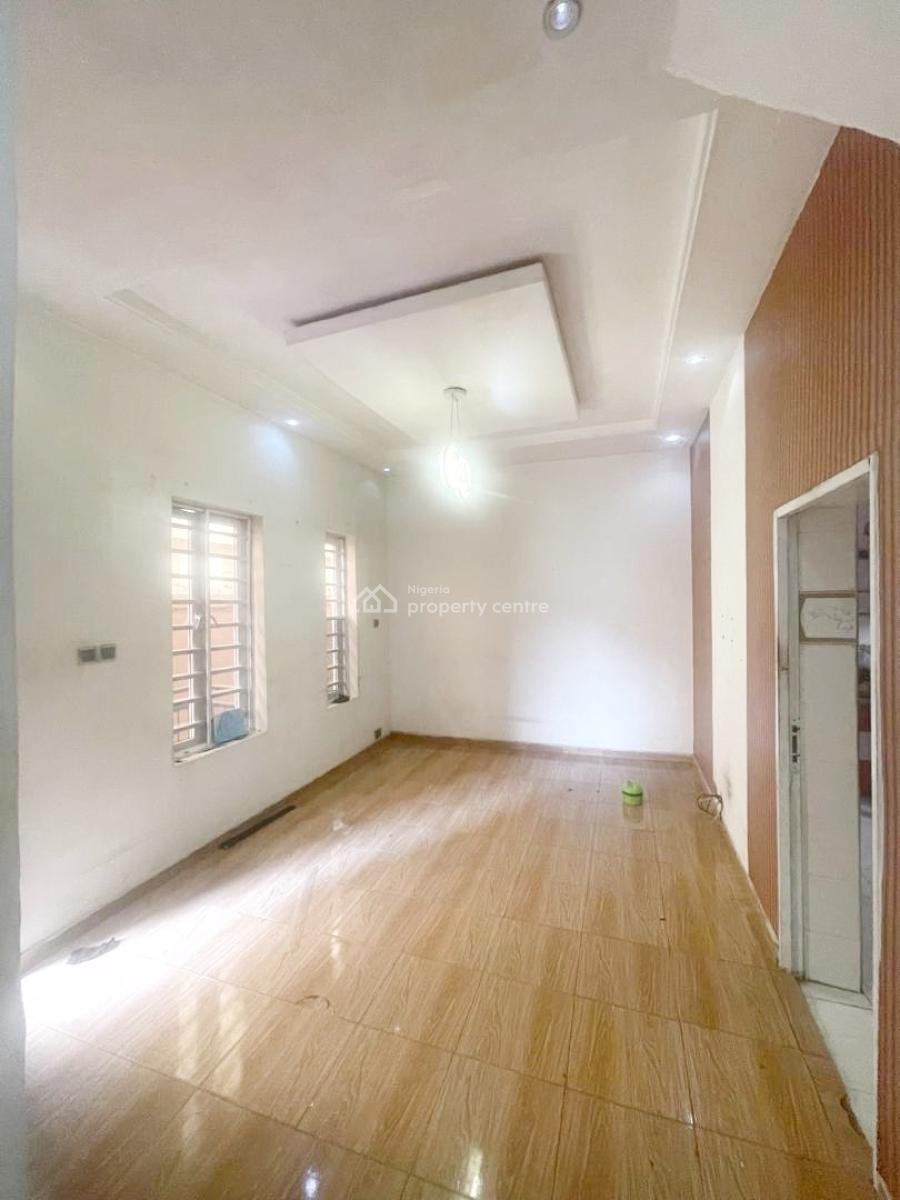 Luxury 2 Bedroom Flat, Olowora, Omole Phase 2, Ikeja, Lagos, Flat / Apartment for Rent
