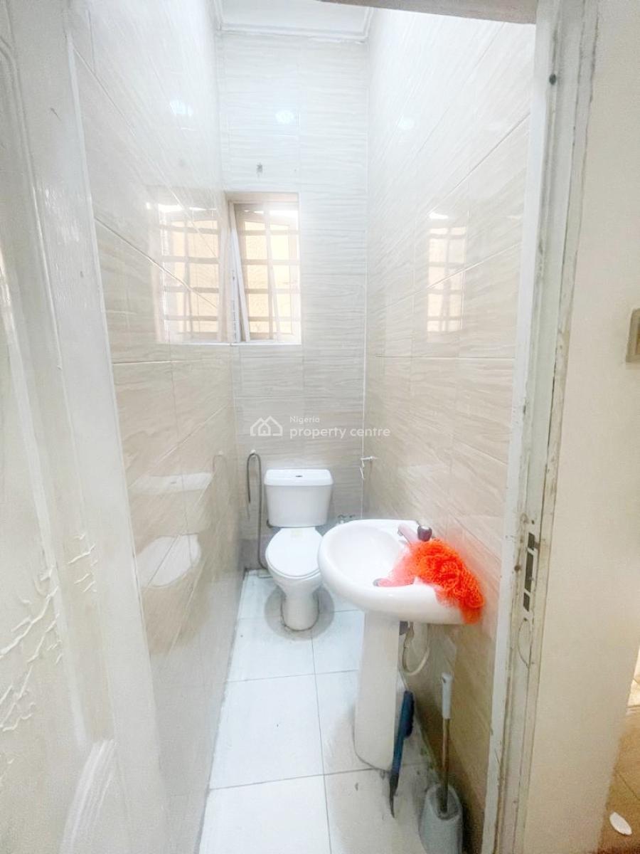 Luxury 2 Bedroom Flat, Olowora, Omole Phase 2, Ikeja, Lagos, Flat / Apartment for Rent