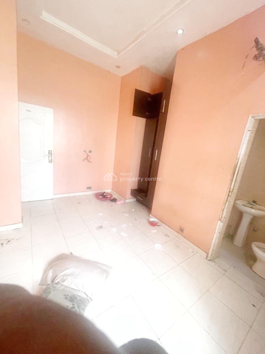 Luxury 2 Bedroom Flat, Olowora, Omole Phase 2, Ikeja, Lagos, Flat / Apartment for Rent