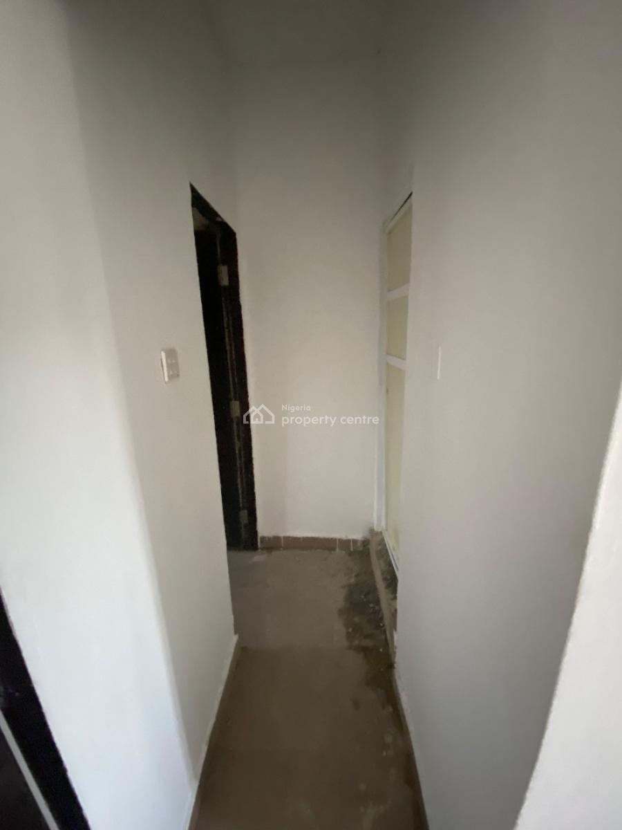 Well Maintained Mini Flat, Uba Road, Awoyaya, Ibeju Lekki, Lagos, Mini Flat (room and Parlour) for Rent