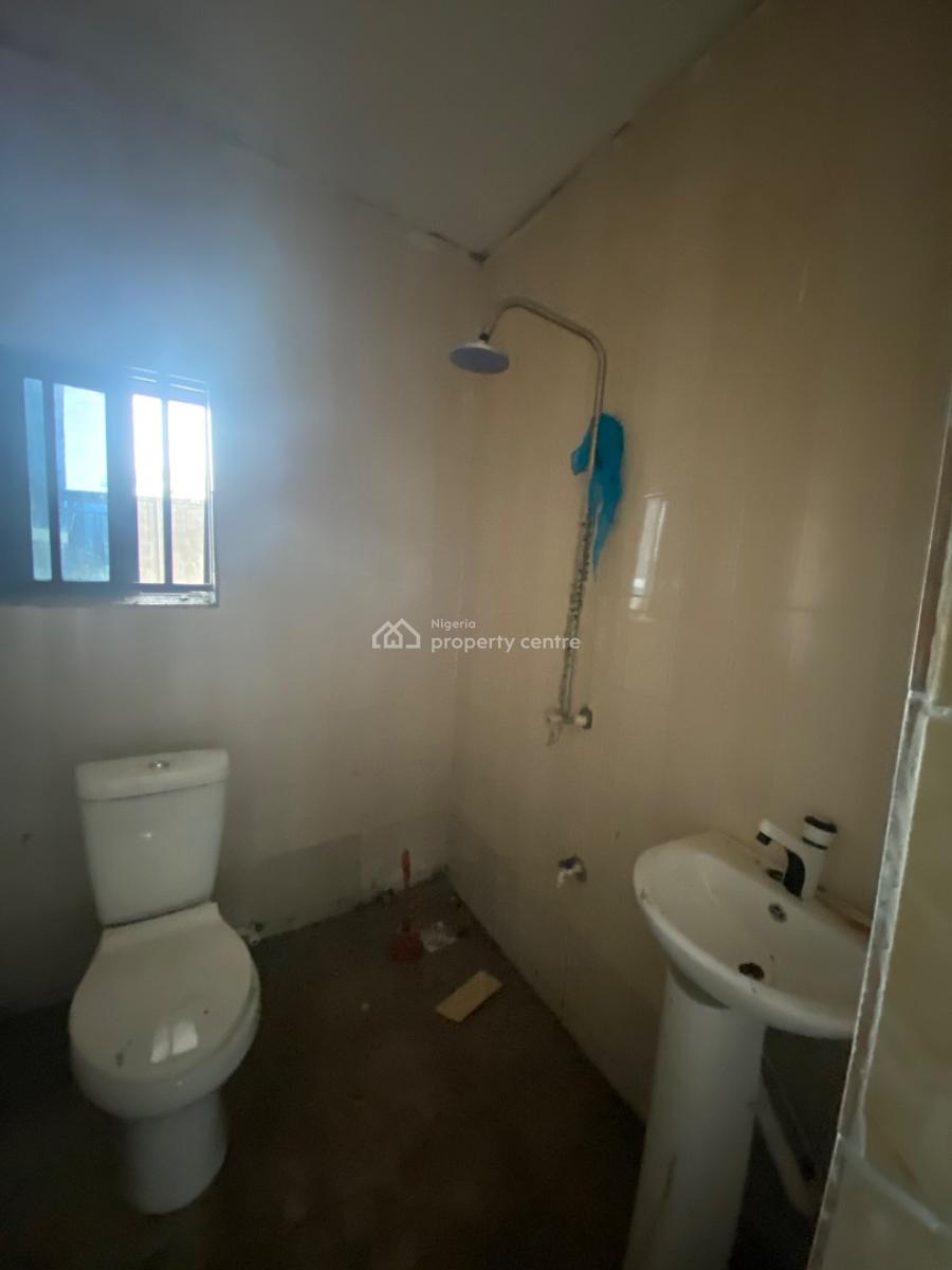 Well Maintained Mini Flat, Uba Road, Awoyaya, Ibeju Lekki, Lagos, Mini Flat (room and Parlour) for Rent
