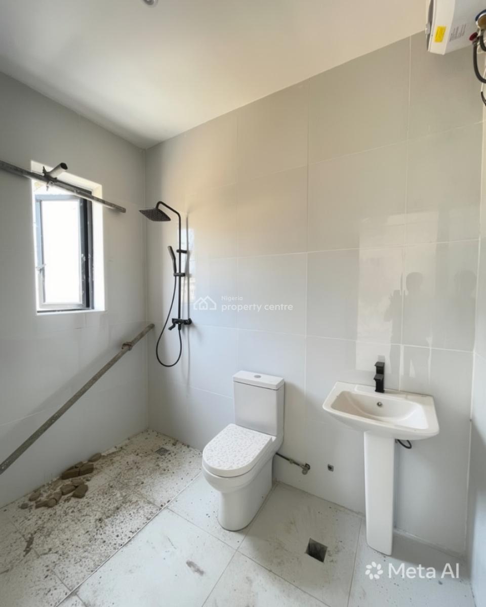 2 Bedroom Apartment, Lekki Phase 1, Lekki, Lagos, Flat / Apartment for Sale