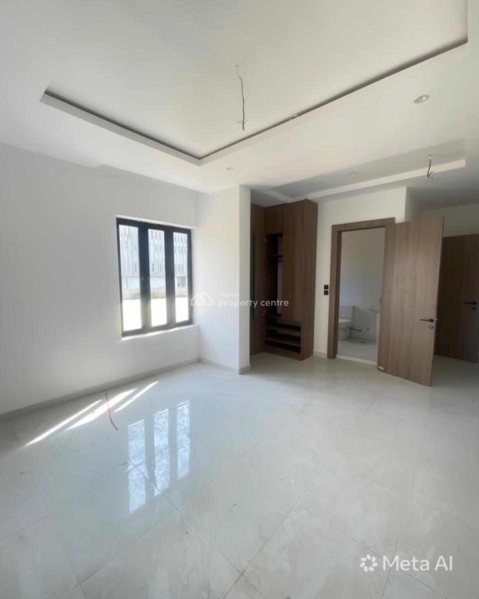 2 Bedrooms Apartment, Lekki Phase 1, Lekki, Lagos, Flat / Apartment for Sale