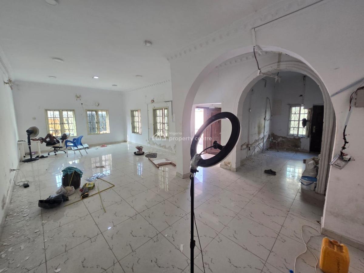 Spacious 5 Bedroom Semi-detached Duplex with Bq, Off Admiralty Road, Lekki Phase 1, Lekki, Lagos, Office Space for Rent