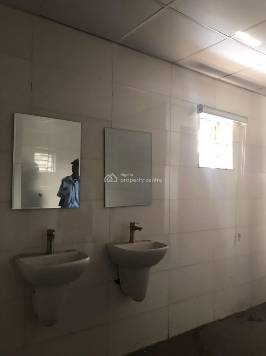 278.93sqm Office Space, Ikorodu Road, Ketu, Lagos, Office Space for Rent