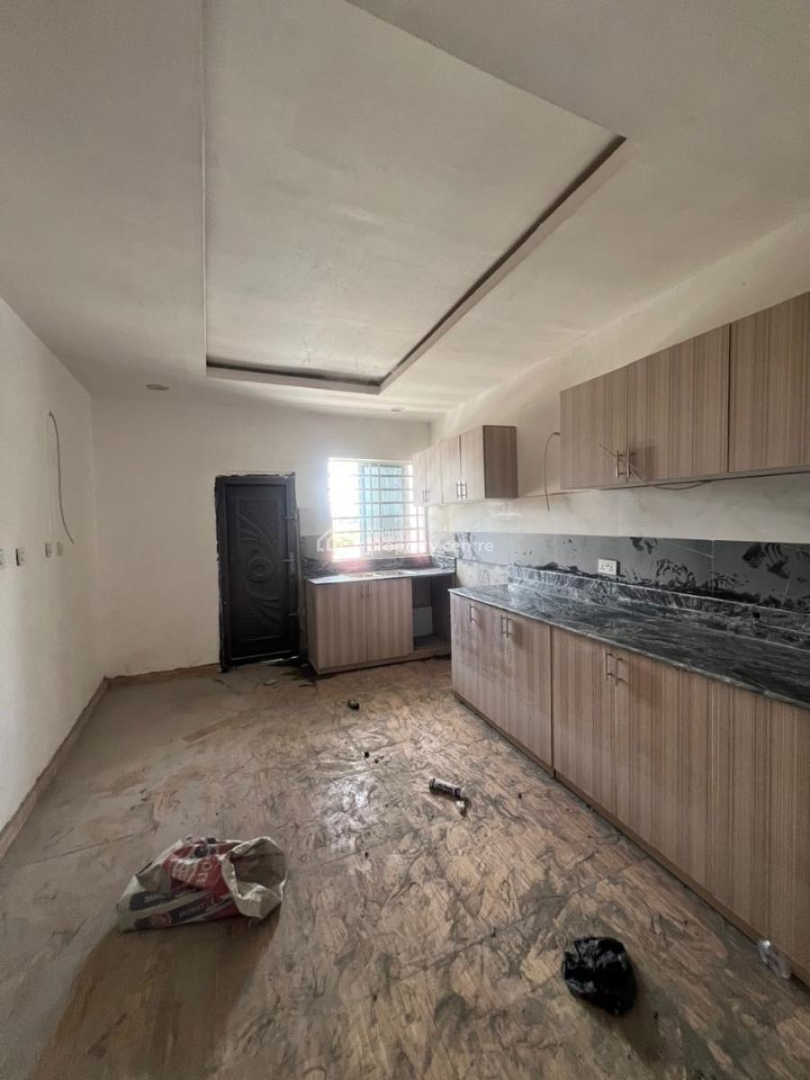 Spacious 2 Bedroom Apartment, Ilaje, Ajah, Lagos, Flat / Apartment for Rent
