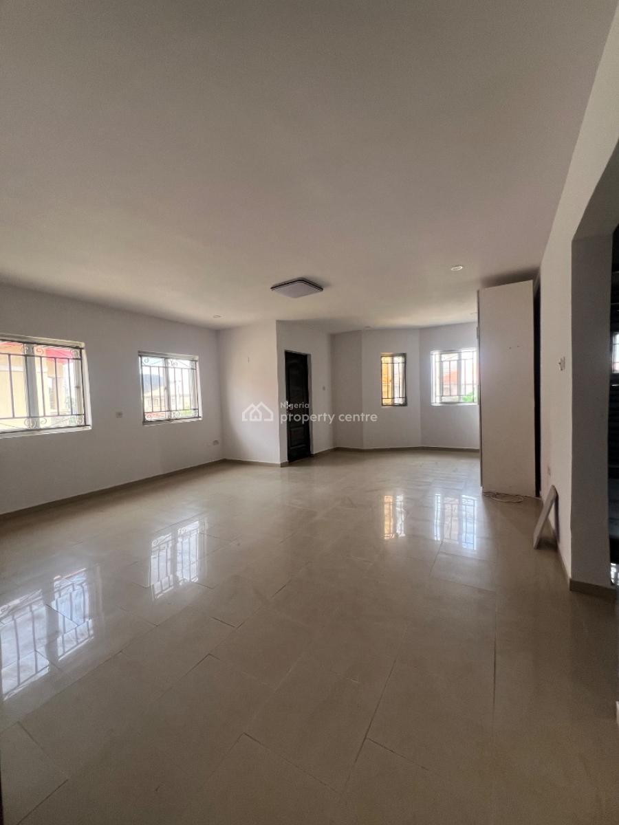 Very Spacious 4-bedroom Semi-detached Duplex with a Large Bq, Alpha Bay Estate , Off Alpha Beach Road, Lekki Phase 1, Lekki, Lagos, Semi-detached Duplex for Rent