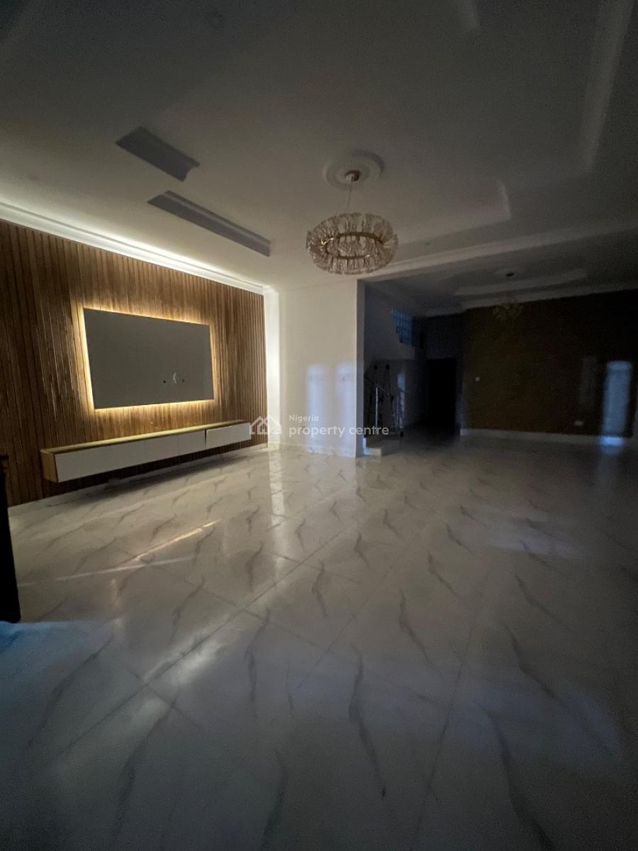 Very Spacious 4-bedroom Semi-detached Duplex with a Large Bq, Alpha Bay Estate , Off Alpha Beach Road, Lekki Phase 1, Lekki, Lagos, Semi-detached Duplex for Rent