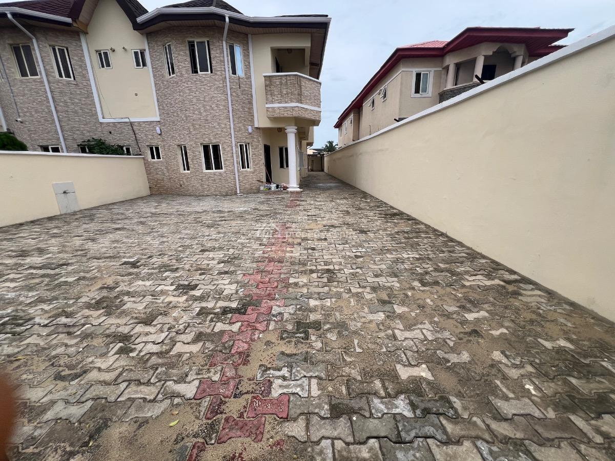 Very Spacious 4-bedroom Semi-detached Duplex with a Large Bq, Alpha Bay Estate , Off Alpha Beach Road, Lekki Phase 1, Lekki, Lagos, Semi-detached Duplex for Rent