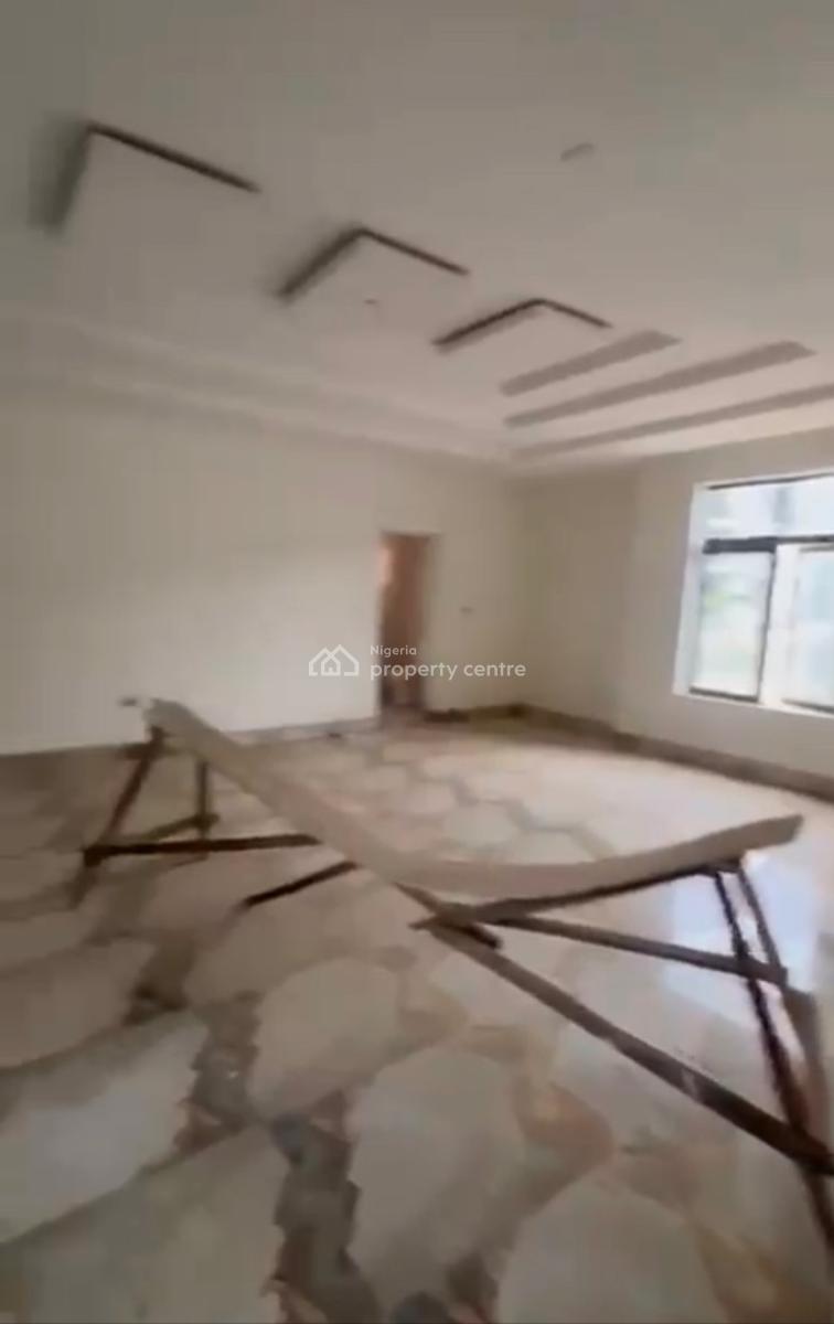 Super Spacious 3bedroom En-suite Flat, in an Estate, Karmo, Abuja, Block of Flats for Sale